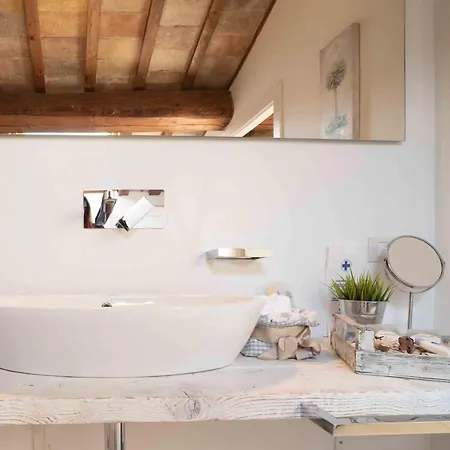 Relais Druda 4* קאלי