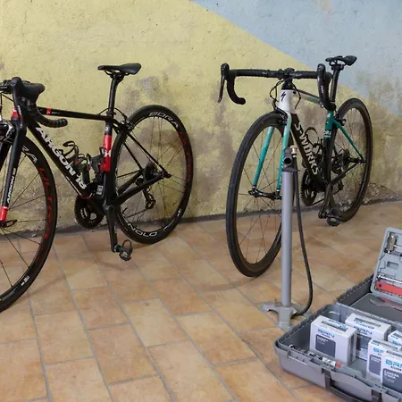 לינה וארוחת בוקר Relais Druda קאלי